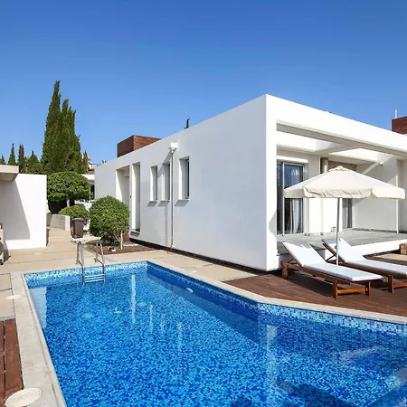 Aqua Villa *